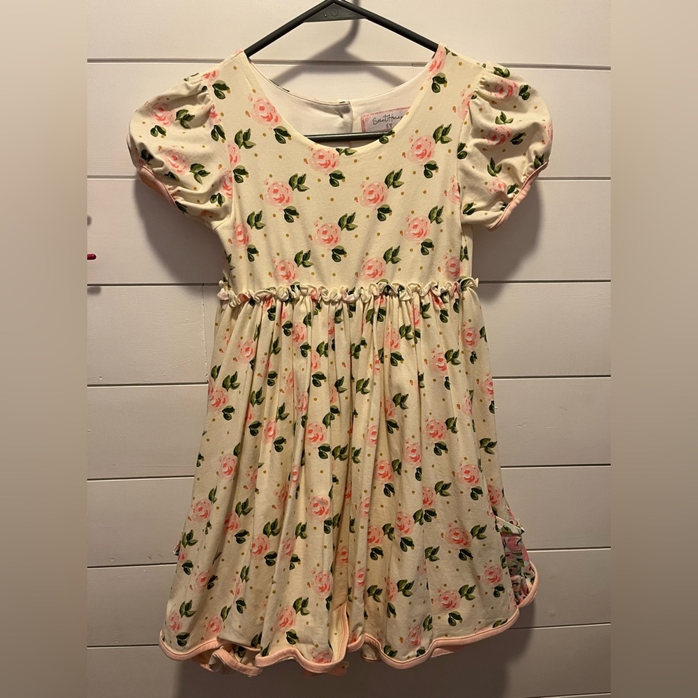 SweetHoney- Size 6 Dress